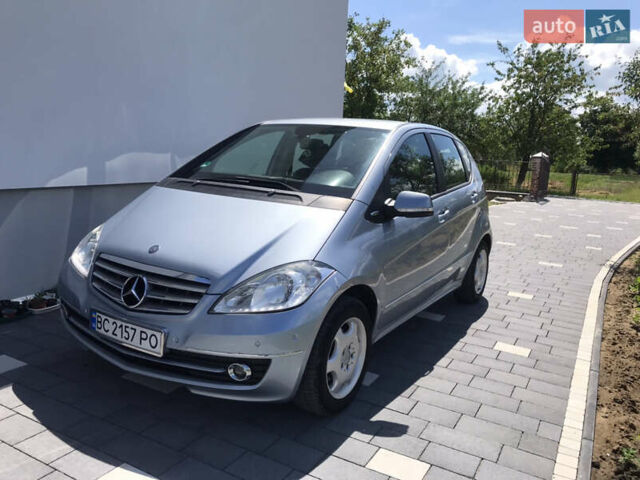 Синий Мерседес А класс, объемом двигателя 2 л и пробегом 179 тыс. км за 7200 $, фото 1 на Automoto.ua
