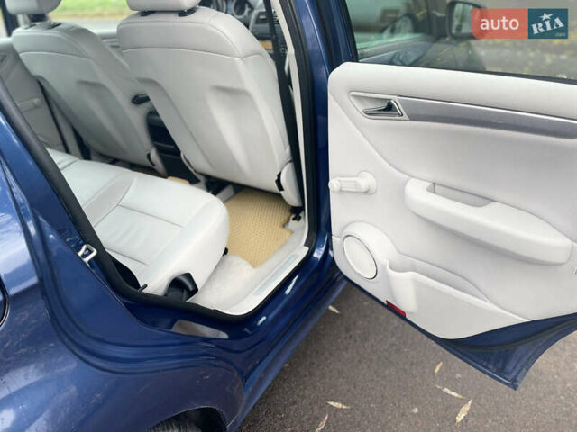 Синий Мерседес А класс, объемом двигателя 1.99 л и пробегом 322 тыс. км за 8000 $, фото 9 на Automoto.ua