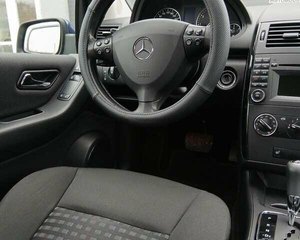 Синій Мерседес А клас, об'ємом двигуна 1.5 л та пробігом 189 тис. км за 6800 $, фото 26 на Automoto.ua