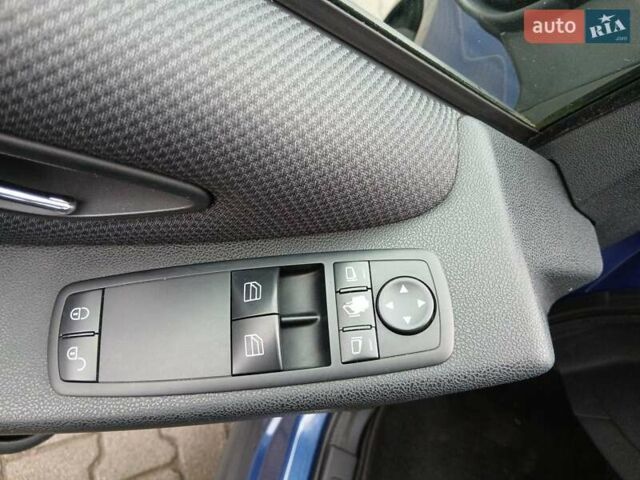 Синій Мерседес А клас, об'ємом двигуна 1.5 л та пробігом 189 тис. км за 6800 $, фото 28 на Automoto.ua