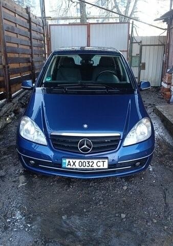 Синій Мерседес А клас, об'ємом двигуна 1.99 л та пробігом 212 тис. км за 7100 $, фото 3 на Automoto.ua