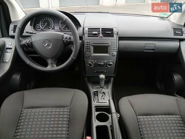 Синій Мерседес А клас, об'ємом двигуна 1.5 л та пробігом 189 тис. км за 6800 $, фото 32 на Automoto.ua