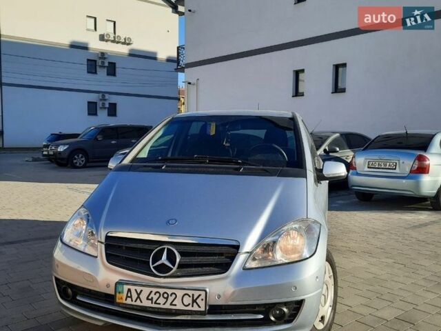 Синій Мерседес А клас, об'ємом двигуна 1.5 л та пробігом 150 тис. км за 7000 $, фото 6 на Automoto.ua