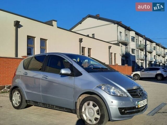 Синій Мерседес А клас, об'ємом двигуна 1.5 л та пробігом 150 тис. км за 7000 $, фото 10 на Automoto.ua