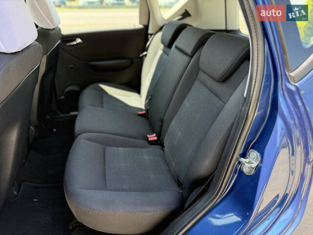 Синий Мерседес А класс, объемом двигателя 2 л и пробегом 226 тыс. км за 6700 $, фото 13 на Automoto.ua