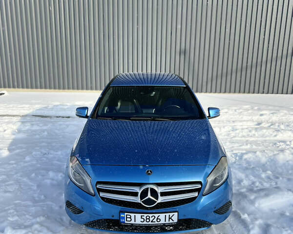 Синий Мерседес А класс, объемом двигателя 1.8 л и пробегом 130 тыс. км за 11550 $, фото 3 на Automoto.ua