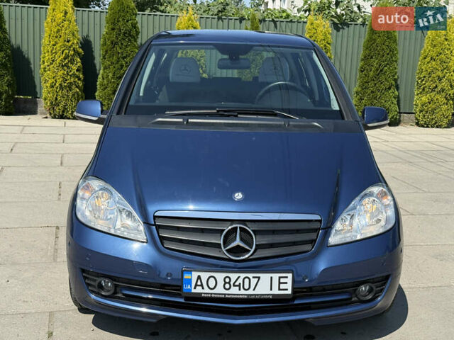 Синий Мерседес А класс, объемом двигателя 2 л и пробегом 226 тыс. км за 6700 $, фото 2 на Automoto.ua