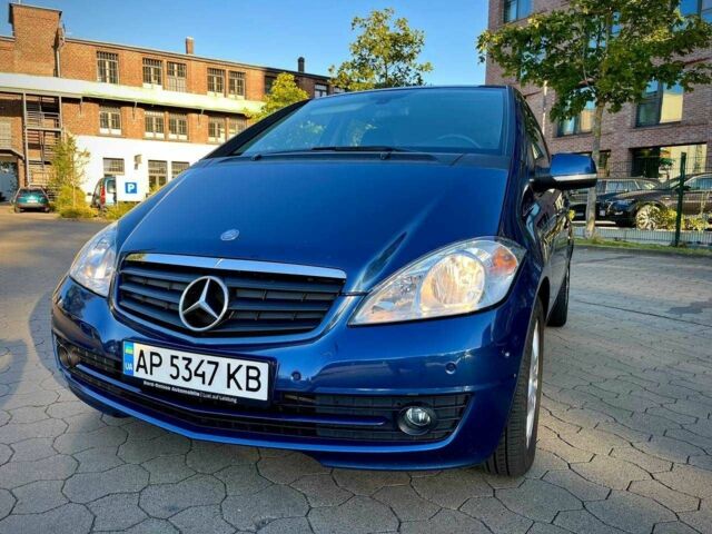 Синій Мерседес А клас, об'ємом двигуна 2 л та пробігом 223 тис. км за 9500 $, фото 1 на Automoto.ua