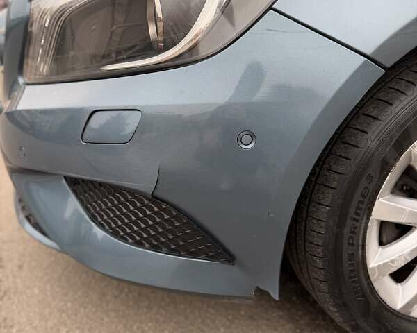 Синий Мерседес А класс, объемом двигателя 1.8 л и пробегом 160 тыс. км за 10499 $, фото 21 на Automoto.ua