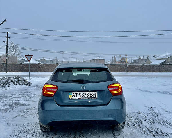 Синій Мерседес А клас, об'ємом двигуна 1.8 л та пробігом 160 тис. км за 10500 $, фото 1 на Automoto.ua