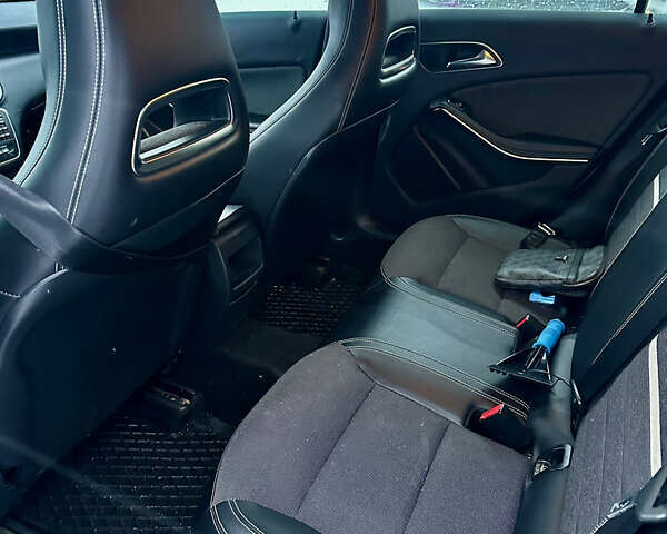 Синій Мерседес А клас, об'ємом двигуна 1.8 л та пробігом 160 тис. км за 10500 $, фото 9 на Automoto.ua