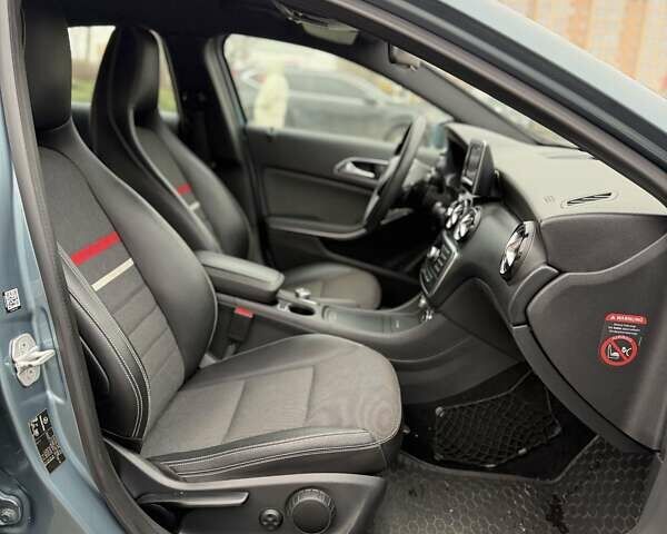 Синий Мерседес А класс, объемом двигателя 1.8 л и пробегом 160 тыс. км за 10499 $, фото 10 на Automoto.ua