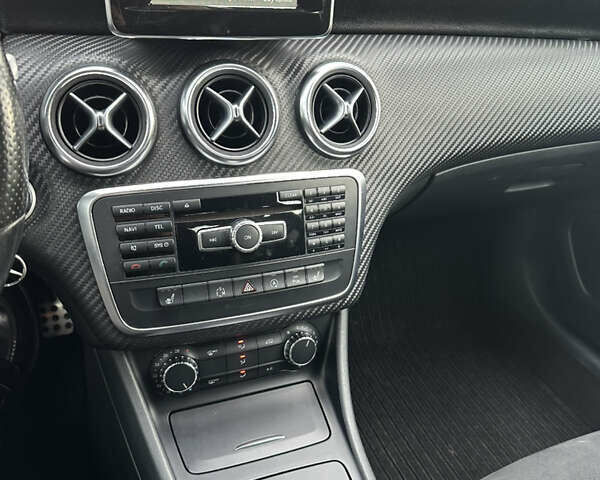 Синий Мерседес А класс, объемом двигателя 1.46 л и пробегом 215 тыс. км за 17777 $, фото 13 на Automoto.ua