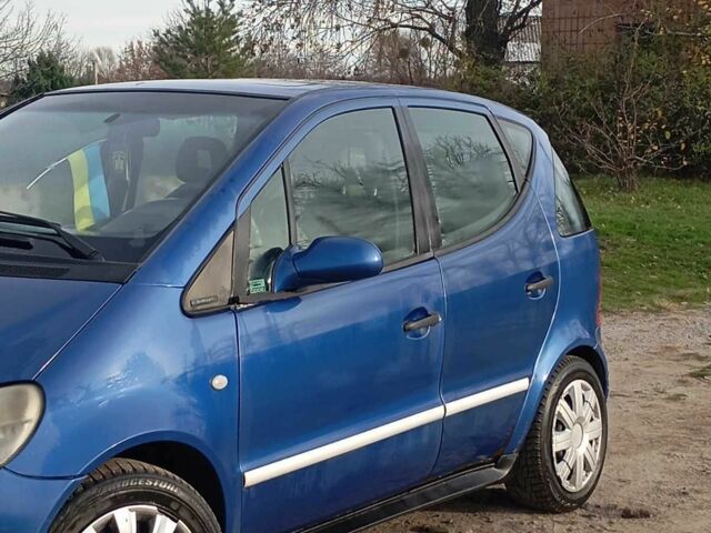 Синий Мерседес А класс, объемом двигателя 1.6 л и пробегом 1 тыс. км за 2300 $, фото 2 на Automoto.ua