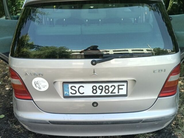 Синий Мерседес А класс, объемом двигателя 2 л и пробегом 300 тыс. км за 1600 $, фото 3 на Automoto.ua