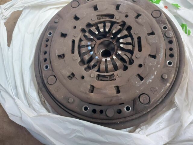 Синий Мерседес А класс, объемом двигателя 2 л и пробегом 300 тыс. км за 1600 $, фото 14 на Automoto.ua