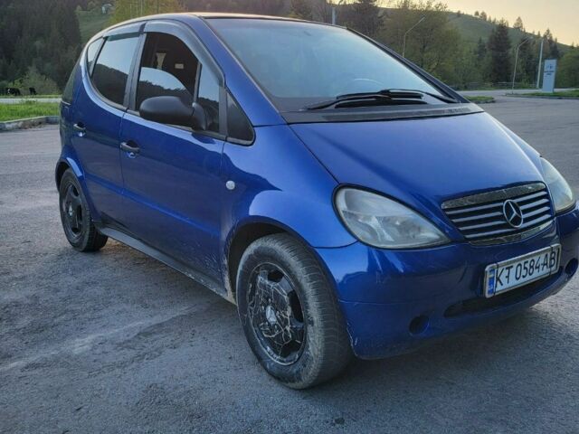 Синий Мерседес А класс, объемом двигателя 1.4 л и пробегом 150 тыс. км за 2500 $, фото 14 на Automoto.ua