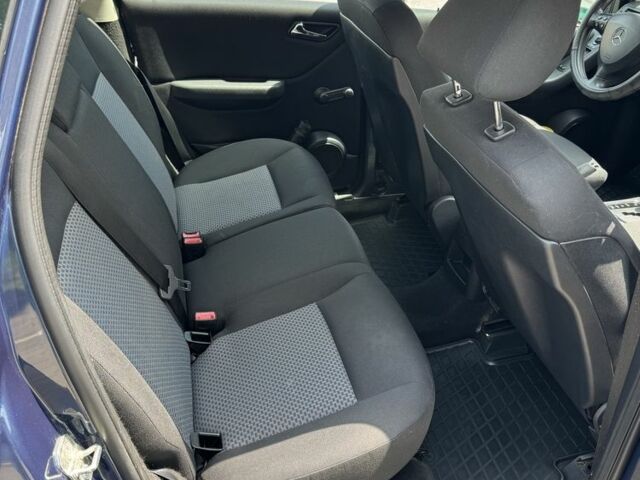 Синий Мерседес А класс, объемом двигателя 2 л и пробегом 174 тыс. км за 6700 $, фото 8 на Automoto.ua