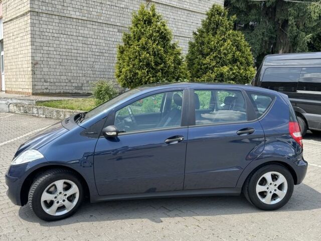Синий Мерседес А класс, объемом двигателя 2 л и пробегом 174 тыс. км за 6700 $, фото 3 на Automoto.ua