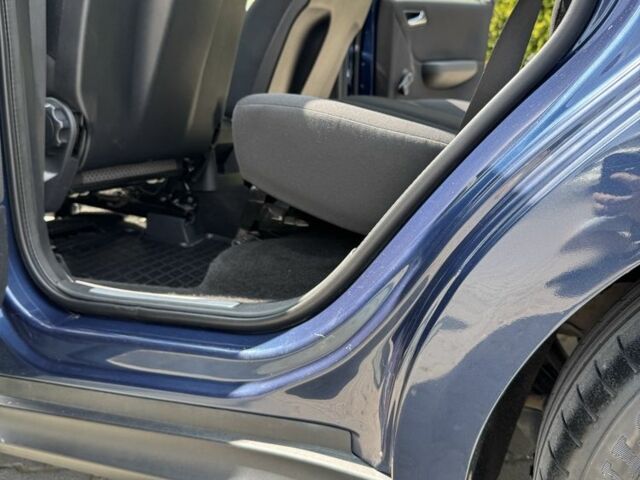 Синий Мерседес А класс, объемом двигателя 2 л и пробегом 174 тыс. км за 6700 $, фото 21 на Automoto.ua