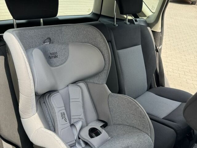 Синий Мерседес А класс, объемом двигателя 2 л и пробегом 174 тыс. км за 6700 $, фото 12 на Automoto.ua