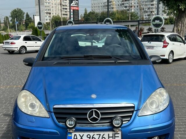 Синий Мерседес А класс, объемом двигателя 2 л и пробегом 272 тыс. км за 3900 $, фото 12 на Automoto.ua