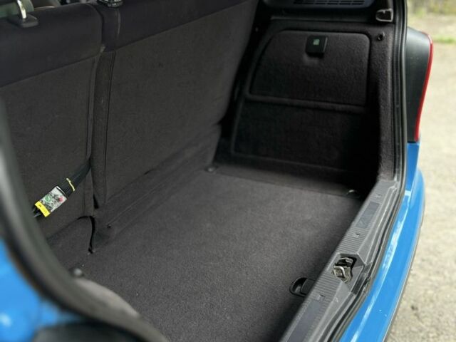 Синій Мерседес А клас, об'ємом двигуна 1.4 л та пробігом 138 тис. км за 3300 $, фото 6 на Automoto.ua