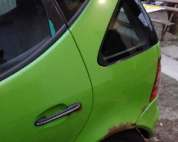 Зелений Мерседес А клас, об'ємом двигуна 1.6 л та пробігом 223 тис. км за 1900 $, фото 3 на Automoto.ua