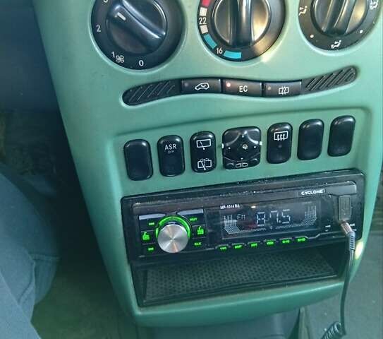 Зелений Мерседес А клас, об'ємом двигуна 1.69 л та пробігом 350 тис. км за 2500 $, фото 7 на Automoto.ua