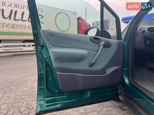 Зеленый Мерседес А класс, объемом двигателя 1.4 л и пробегом 246 тыс. км за 4100 $, фото 14 на Automoto.ua