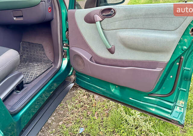 Зеленый Мерседес А класс, объемом двигателя 1.4 л и пробегом 246 тыс. км за 3750 $, фото 13 на Automoto.ua