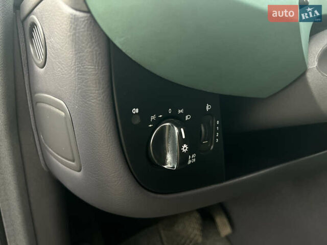 Зеленый Мерседес А класс, объемом двигателя 1.4 л и пробегом 246 тыс. км за 4100 $, фото 16 на Automoto.ua