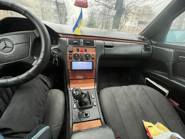 Мерседес А класс 1999 в Дрогобыче на Automoto.ua Зеленый Мерседес А класс, объемом двигателя 2 л и пробегом 375 тыс. км за 2900 $, фото 7 на Automoto.ua