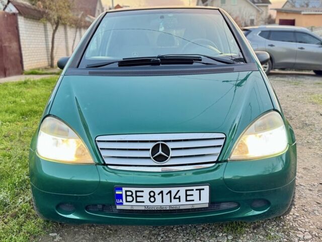 Зеленый Мерседес А класс, объемом двигателя 1.4 л и пробегом 246 тыс. км за 3750 $, фото 1 на Automoto.ua