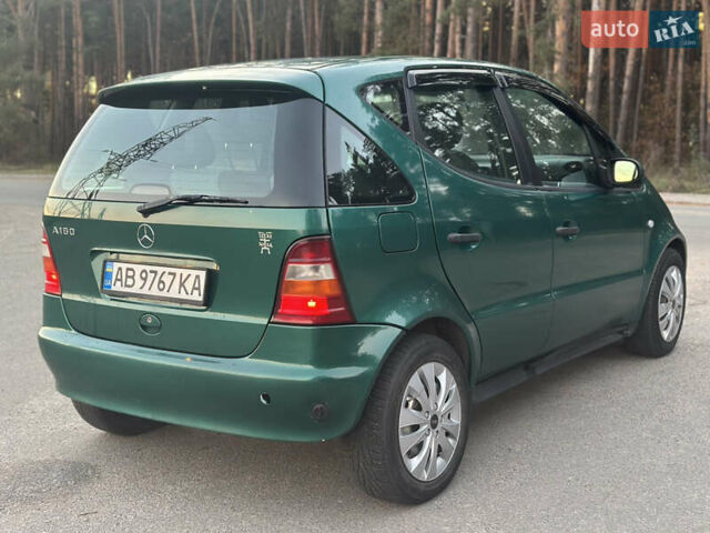 Зеленый Мерседес А класс, объемом двигателя 1.6 л и пробегом 298 тыс. км за 2650 $, фото 5 на Automoto.ua