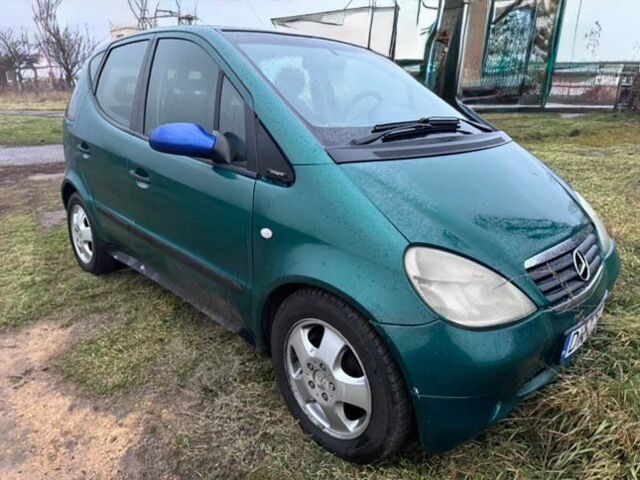 Зелений Мерседес А клас, об'ємом двигуна 1.7 л та пробігом 2 тис. км за 700 $, фото 2 на Automoto.ua