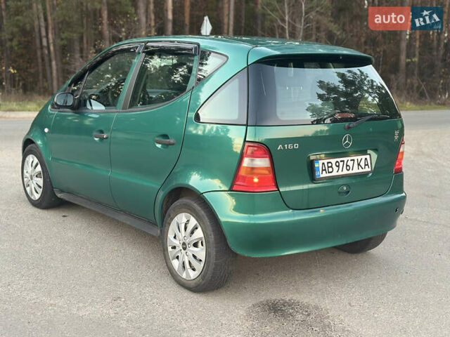 Зеленый Мерседес А класс, объемом двигателя 1.6 л и пробегом 298 тыс. км за 2650 $, фото 4 на Automoto.ua