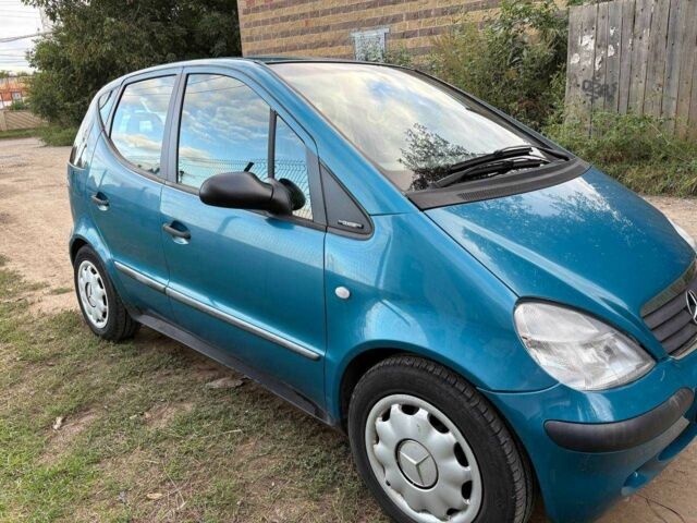 Зелений Мерседес А клас, об'ємом двигуна 1.7 л та пробігом 200 тис. км за 4800 $, фото 5 на Automoto.ua