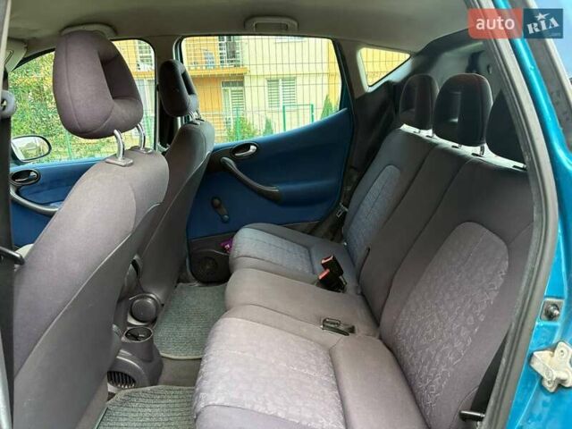 Зеленый Мерседес А класс, объемом двигателя 1.69 л и пробегом 200 тыс. км за 4800 $, фото 6 на Automoto.ua