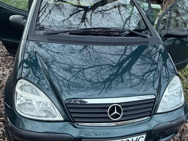 Зеленый Мерседес А класс, объемом двигателя 1.7 л и пробегом 178 тыс. км за 3800 $, фото 4 на Automoto.ua