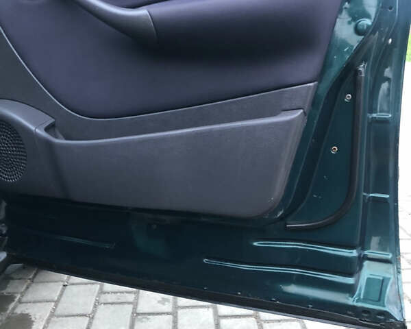 Зелений Мерседес А клас, об'ємом двигуна 1.69 л та пробігом 386 тис. км за 3500 $, фото 11 на Automoto.ua