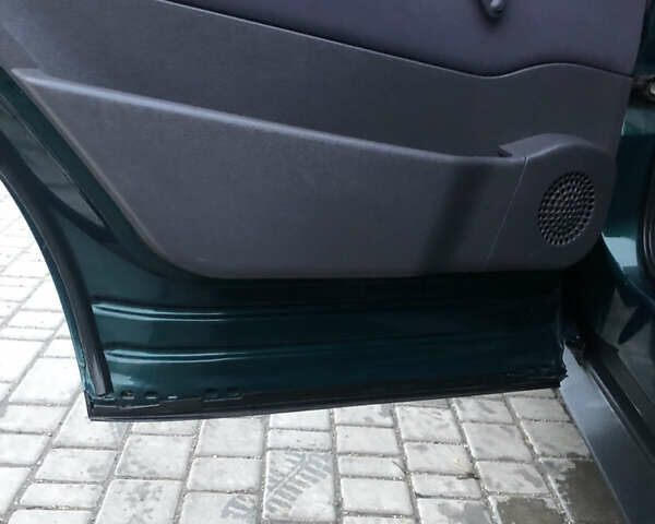 Зелений Мерседес А клас, об'ємом двигуна 1.69 л та пробігом 386 тис. км за 3500 $, фото 15 на Automoto.ua