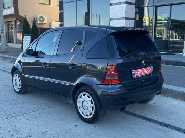 Зеленый Мерседес А класс, объемом двигателя 1.4 л и пробегом 234 тыс. км за 2999 $, фото 1 на Automoto.ua