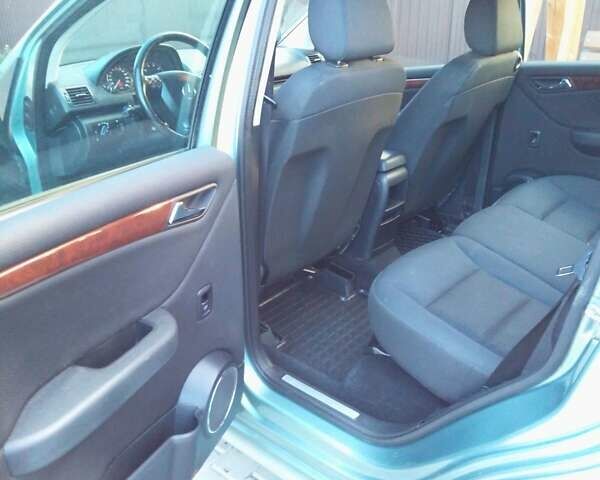 Зелений Мерседес А клас, об'ємом двигуна 1.5 л та пробігом 161 тис. км за 3800 $, фото 14 на Automoto.ua