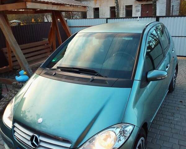 Зелений Мерседес А клас, об'ємом двигуна 1.5 л та пробігом 161 тис. км за 3800 $, фото 33 на Automoto.ua