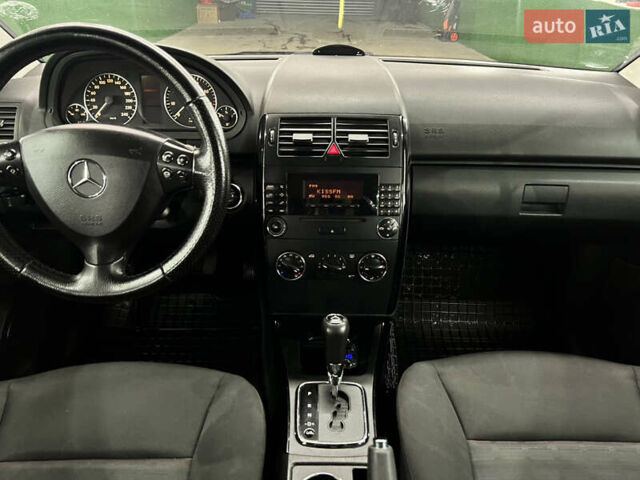 Зеленый Мерседес А класс, объемом двигателя 1.5 л и пробегом 329 тыс. км за 6000 $, фото 33 на Automoto.ua