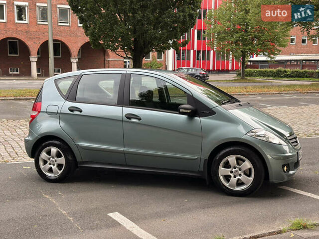 Зеленый Мерседес А класс, объемом двигателя 1.7 л и пробегом 134 тыс. км за 4850 $, фото 10 на Automoto.ua