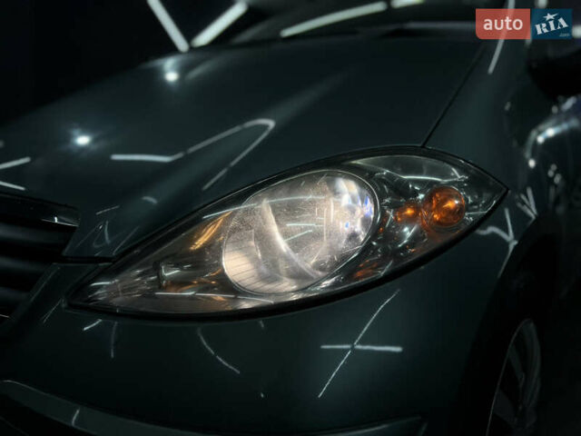 Зеленый Мерседес А класс, объемом двигателя 1.5 л и пробегом 329 тыс. км за 6000 $, фото 19 на Automoto.ua