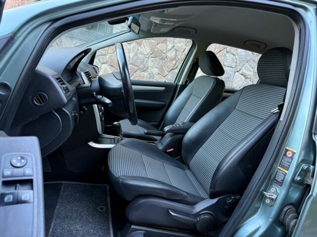 Зелений Мерседес А клас, об'ємом двигуна 1.7 л та пробігом 209 тис. км за 5650 $, фото 21 на Automoto.ua