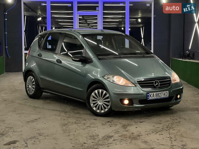 Зеленый Мерседес А класс, объемом двигателя 1.5 л и пробегом 329 тыс. км за 6000 $, фото 4 на Automoto.ua